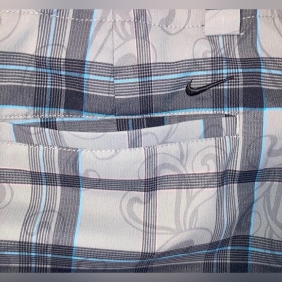 NEW, Nike Golf, Plaid Skort With Pockets, Medium, Gray, Black 🏌️♀️ - Picture 6 of 8